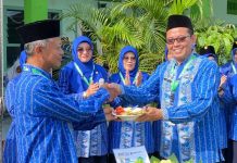 Peringati Hari Guru Nasional, SMP Muhammadiyah 1 Kudus Gelar Upacara dan Apresiasi untuk Tenaga Pendidik