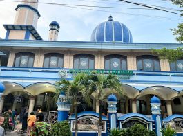 Masjid Makmur Memakmurkan, Semarak Pengajian Subuh Ceria: Tausiyah, Pengobatan Gratis, dan Sarapan Bersama