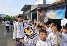 Sambut Ramadhan 1447 H, MI Muhammadiyah 1 Kudus Gelar Pawai Syiar Islam di Kawasan Dandangan