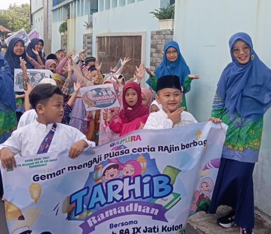 Semarak Tarhib Ramadhan 1447 H, MI Muhammadiyah Jati Kulon Gelar Pawai Drumband Keliling Desa
