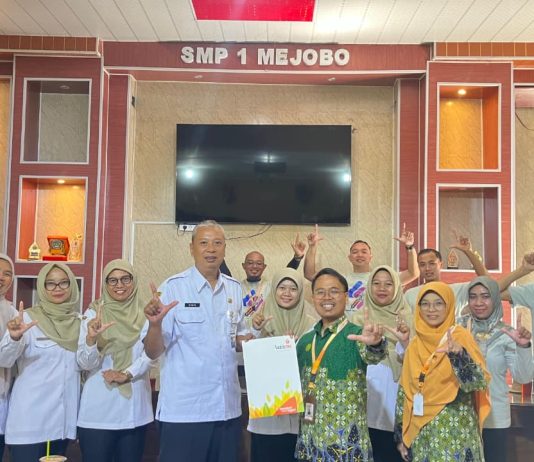 Sinergi Lazismu Kudus dan SMP 1 Mejobo, Sampah Disulap Jadi Sedekah