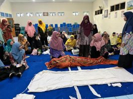 Pra Milad ‘Aisyiyah ke-109, PDA Kudus Gelar Pelatihan Pemulasaran Jenazah