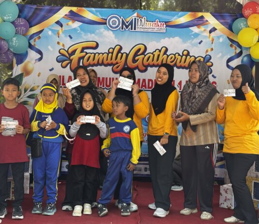 Semarak Milad ke-76, MI Muhammadiyah 1 Kudus Gelar Family Gathering Penuh Keceriaan