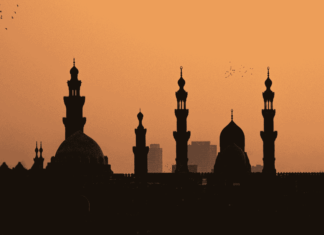 Takwa sebagai Pegangan, Akhlak Terpuji sebagai Cerminan Iman