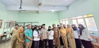 Perkuat Kompetensi Siswa, SMA Muhammadiyah Kudus dan UPTD BLK Gelar Pelatihan Pengolahan Ikan