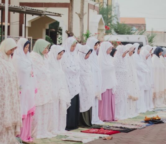 Ketuk Pintu Langit di Tengah Kekeringan, Pesantren Muhammadiyah Kudus Gelar Salat Istisqa dan Serukan Kepedulian Lingkungan